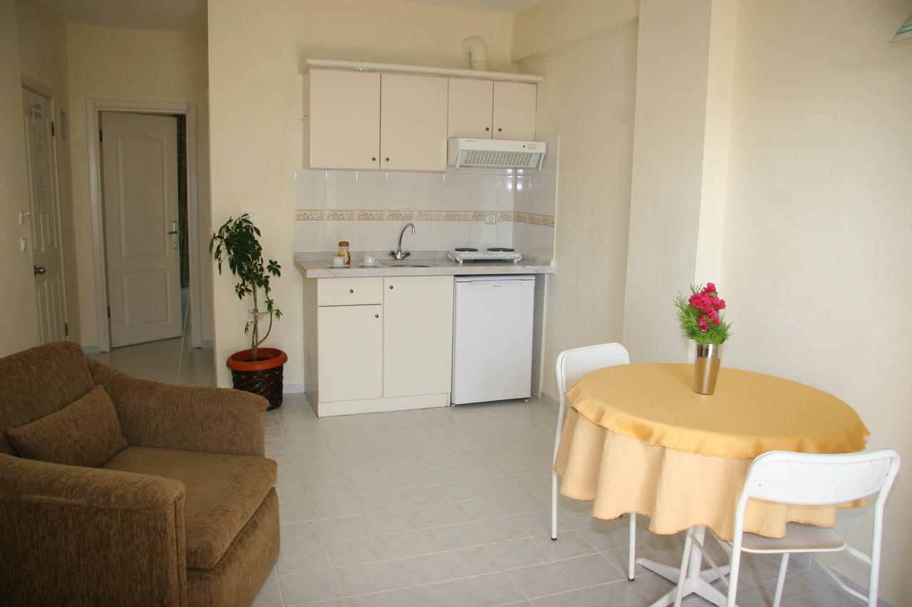 Life Apart Marmaris Exterior photo